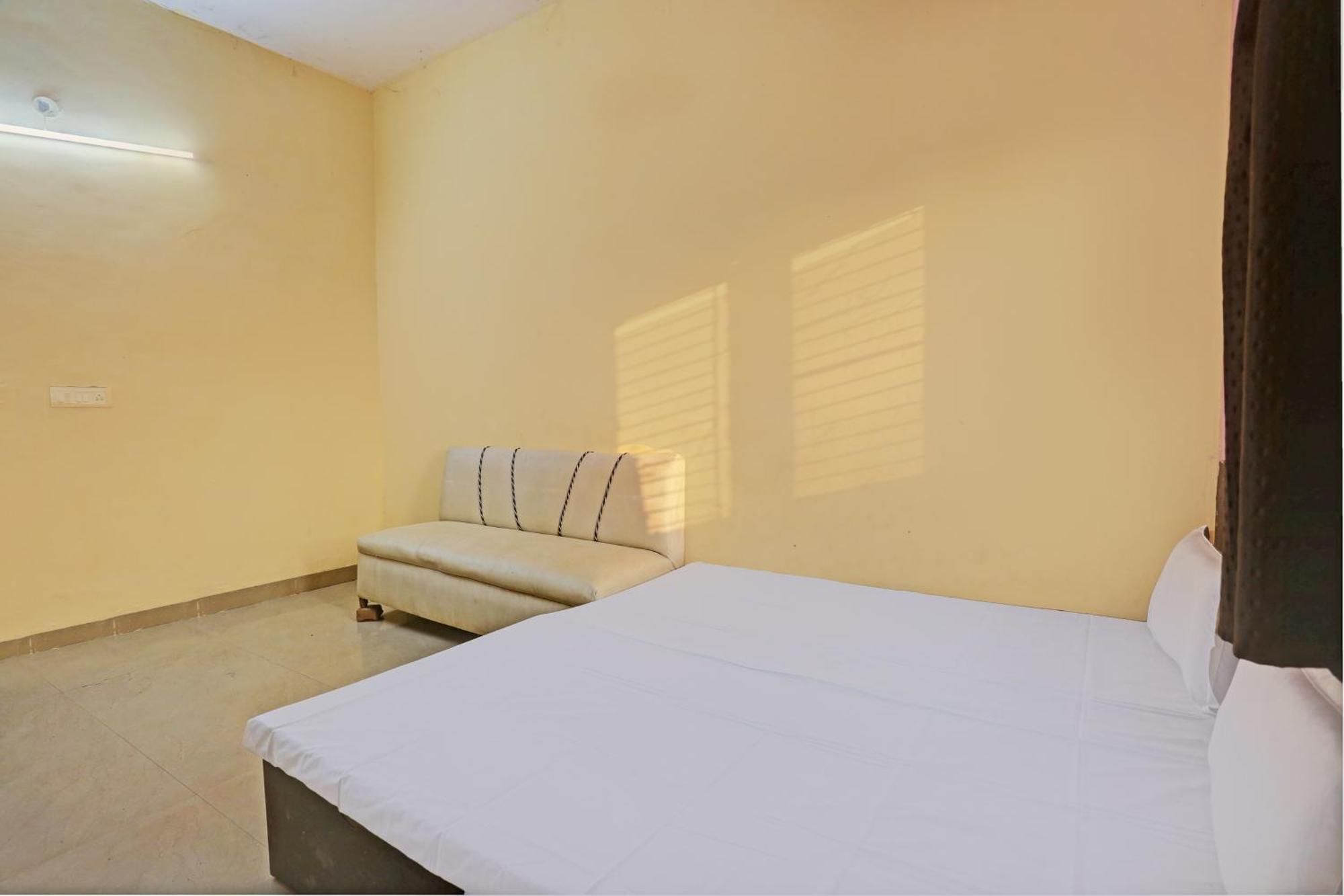 Hotel O Kamla Banquet Hall Moradabad Eksteriør bilde